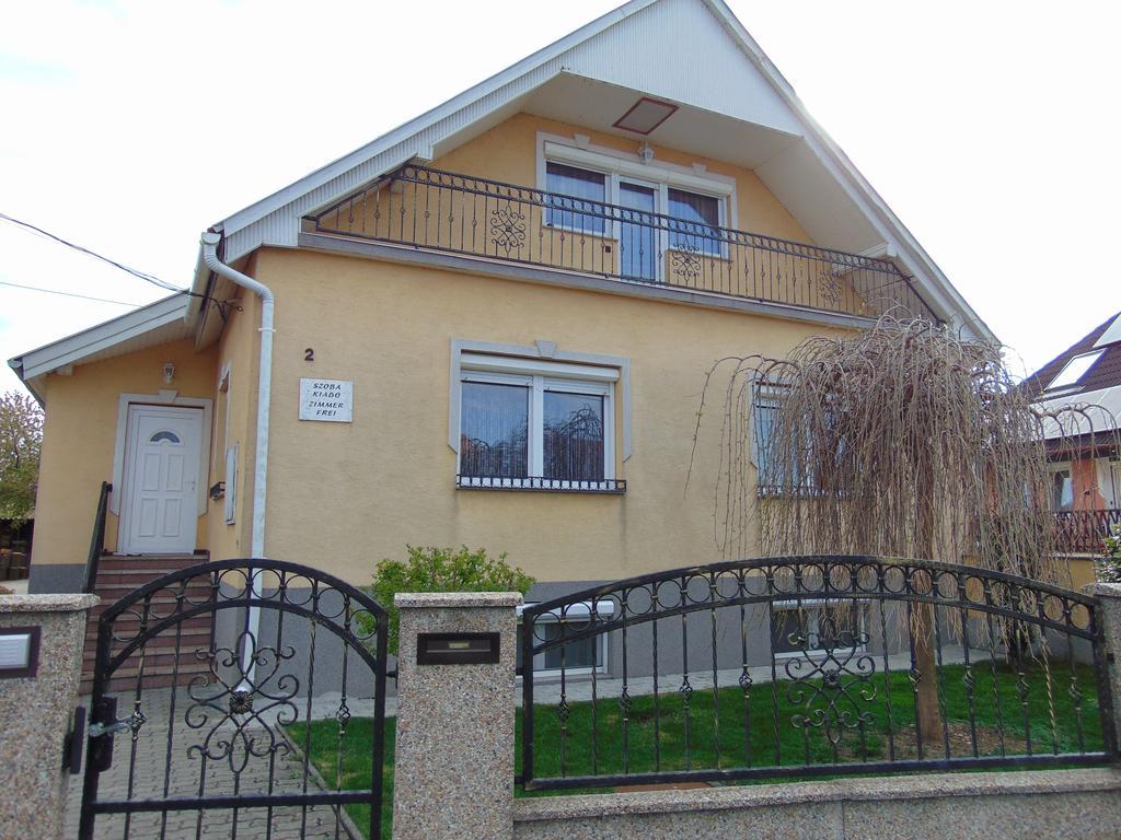 Kata Vendeghaz Hotel Bük Exterior foto